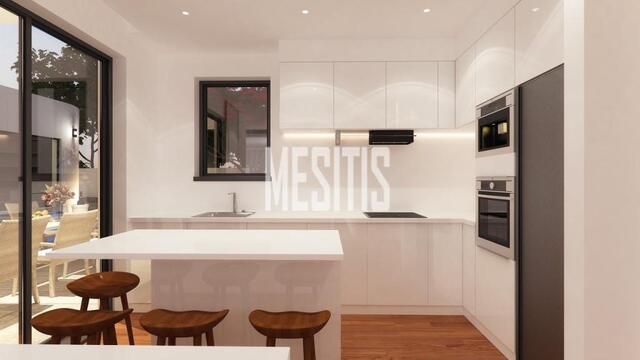 detachedHouse-c9d0f9f7-6d83-451c-898a-49b1882c1141_Wtr.jpg