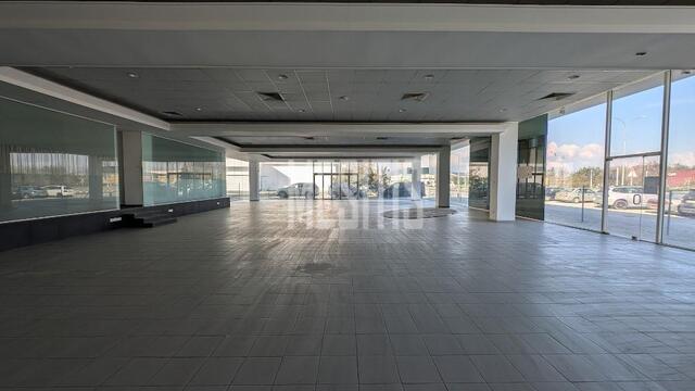 Substantial Two-Storey Mixed-Use Building for Rent in an Excellently Positioned in  Kaimakli, Nicosia – photo 3
