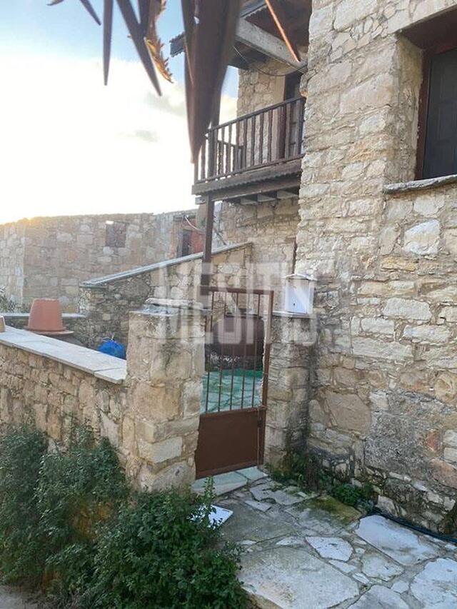 detachedHouse-cc188a3b-4d84-4596-8b66-caf053fa8691_Wtr.jpeg
