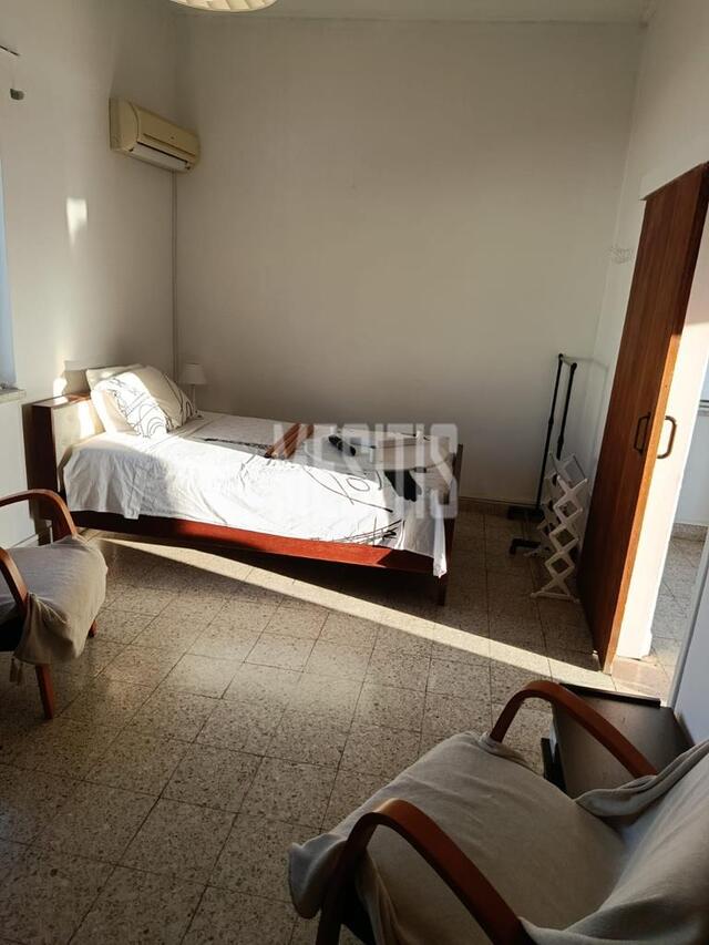 apartment-9dfb9c2e-119c-4fe1-bb56-3b4536d6e6e3_Wtr.jpg