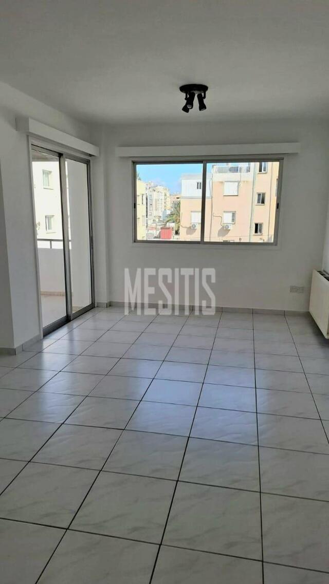 apartment-5259d644-71fa-4fa0-8b8c-ed13fe88f15d_Wtr.jpg