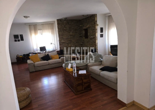 apartment-0b78c592-804c-4525-8bb7-2370ba809c64_Wtr.png
