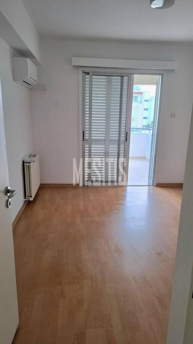apartment-f2cea523-deac-42dc-8d72-7d9e7d0414e7_Wtr.jpg
