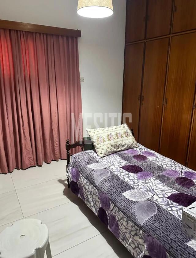 apartment-deef2d6a-95ad-44a1-a11c-577754e2a904_Wtr.jpg