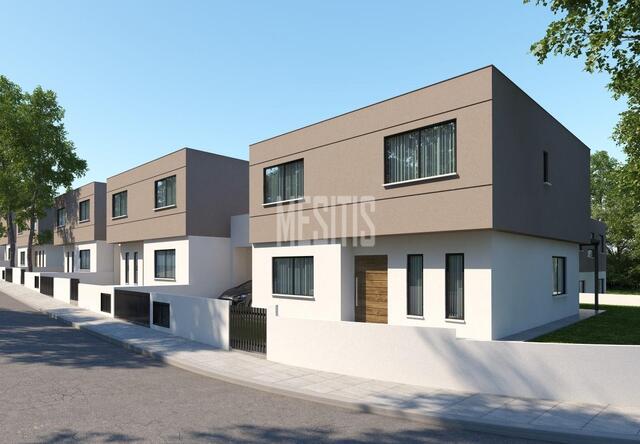 detachedHouse-b90afcaf-b43b-4550-afd7-c4bbb51251ea_Wtr.jpeg