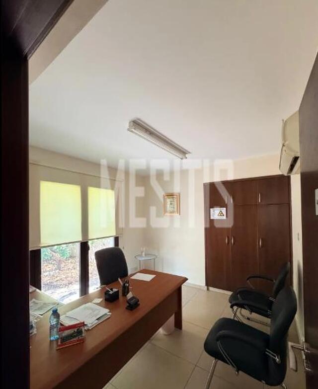 Ground Floor Office of 100 sq.m. for Rent in Strovolos, Nicosia – photo 4