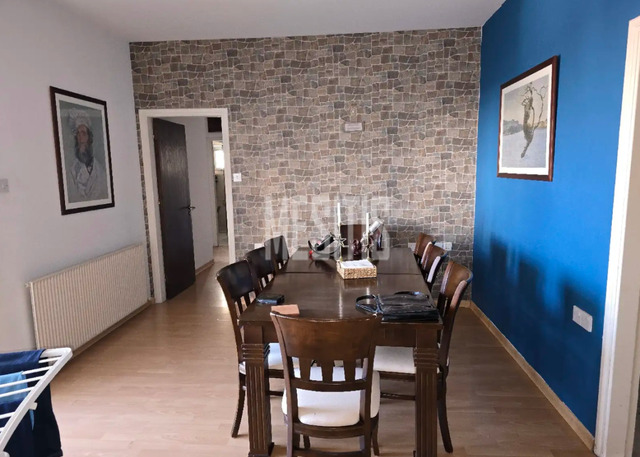 apartment-ca965a3f-7d7a-4ddb-b189-8e8b00687243_Wtr.png