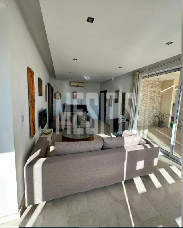 2 Bedroom Penthouse with Lasrge Veranda for Sale in Agioi Omologites, Nicosia – photo 2