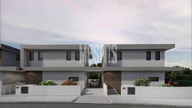 detachedHouse-0db6da5e-a66b-4439-bccc-cf2ecb2cddea_Wtr.jpg