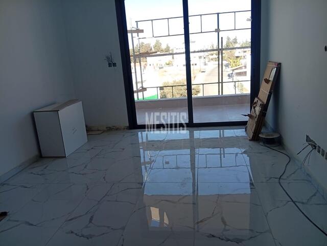 apartment-f244a327-a8ed-43f3-a784-116ffa4aae2f_Wtr.jpg