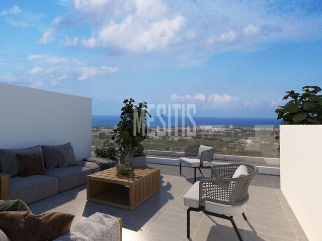 apartment-36b18797-81eb-43cc-aa7f-8e5831638da4_Wtr.jpeg