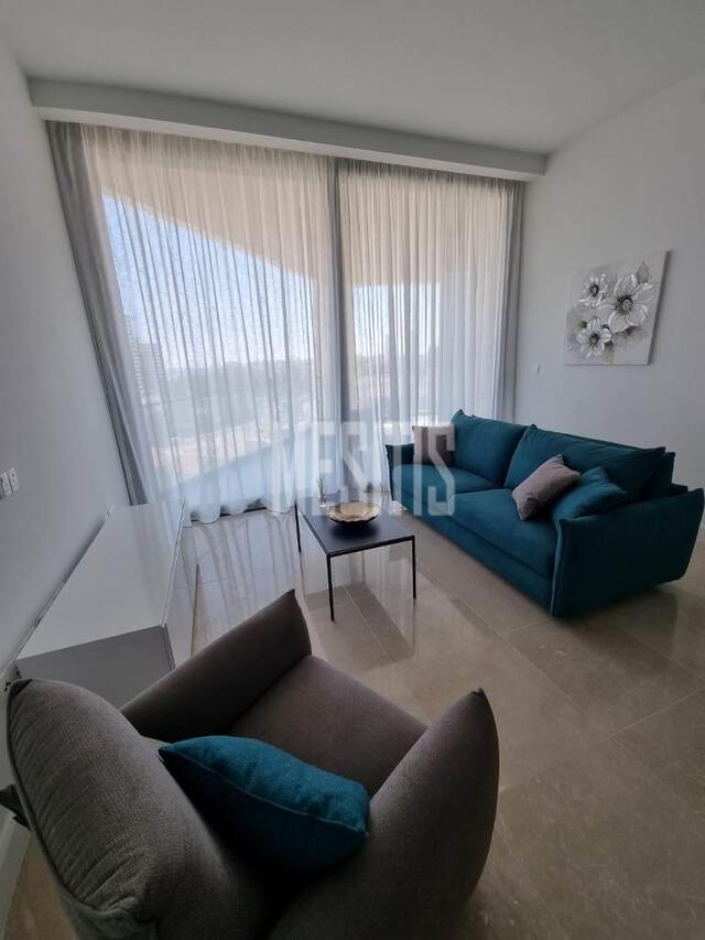 apartment-e508992c-4b9e-40fe-97d2-ea1332c101a8_Wtr.jpeg