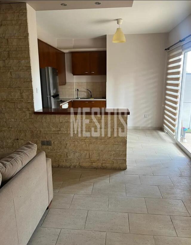 apartment-43af3b49-5622-41b8-bbd7-cb4c3ecba769_Wtr.jpg