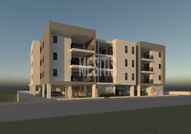 apartment-857dce23-4262-4684-9d61-8403fc188b90_Wtr.jpg
