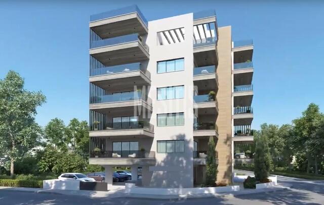 apartment-25e40759-694f-4fe7-9bd2-6bfa63b6098a_Wtr.jpeg