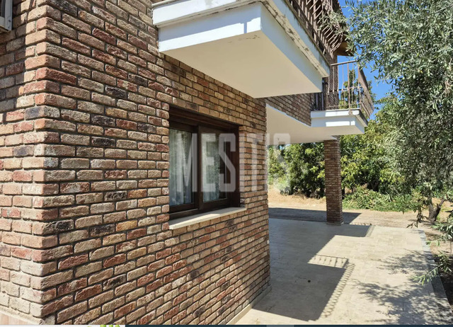 detachedHouse-7303d0e3-e7b1-47a2-9b8e-060938248715_Wtr.png