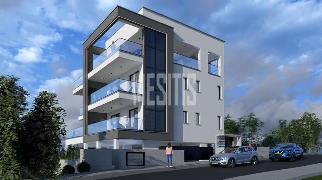 apartment-630bcb74-b129-448f-a82b-3bba0bc2cdd2_Wtr.jpg