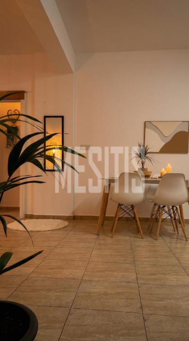 apartment-9782f59a-893a-46ec-b643-6926211e8be4_Wtr.jpg
