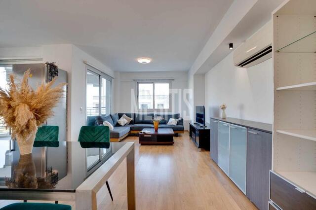 apartment-05d74475-f54d-4761-8943-d003a030d57a_Wtr.jpeg