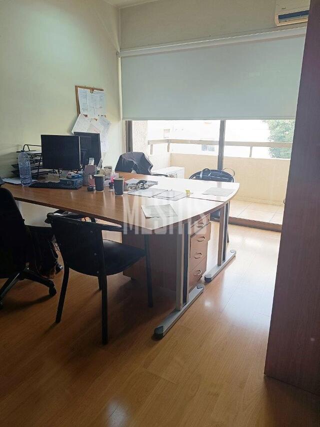 office-2257b487-fbe3-4eca-b89c-154e9cc9a31f_Wtr.jpeg