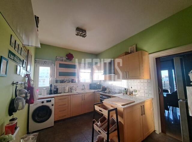 apartment-21d1a2ee-dd4c-4c2f-8120-f2e8bed6b487_Wtr.jpg