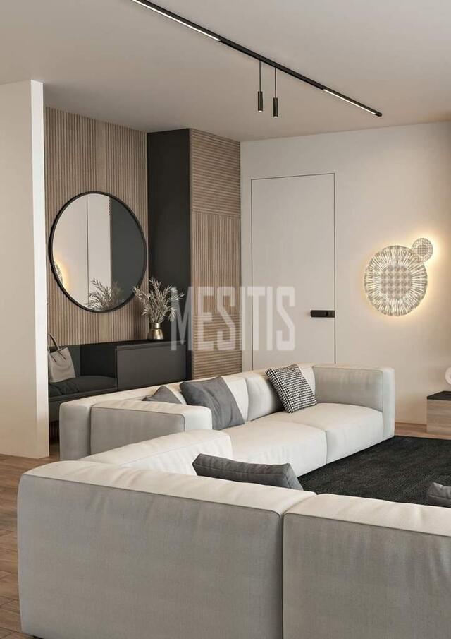 apartment-a2c2d410-3e40-470a-acda-613fcbec6f59_Wtr.jpeg