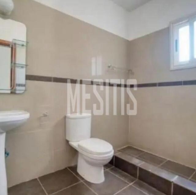 detachedHouse-b39497a9-b081-444b-94f9-78d30151bed5_Wtr.jpg