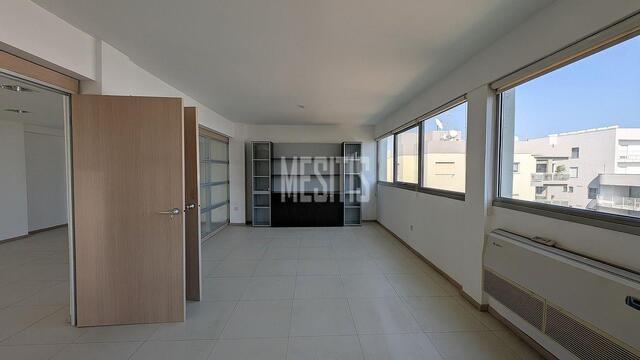 office-1da14cbb-9972-441a-8370-df092ecc6269_Wtr.jpg