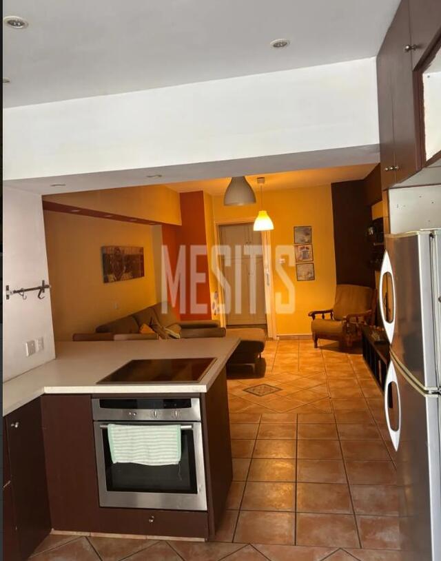apartment-0112882b-584d-491f-88a3-e4c9ce4afe13_Wtr.jpg