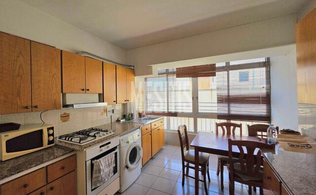 apartment-cbeaacb6-1195-4302-a802-95a16314eebe_Wtr.jpg