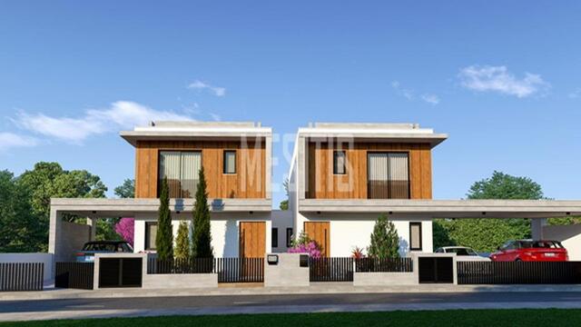 detachedHouse-e6593419-a13d-4de9-8a9f-6eca8533a444_Wtr.jpg