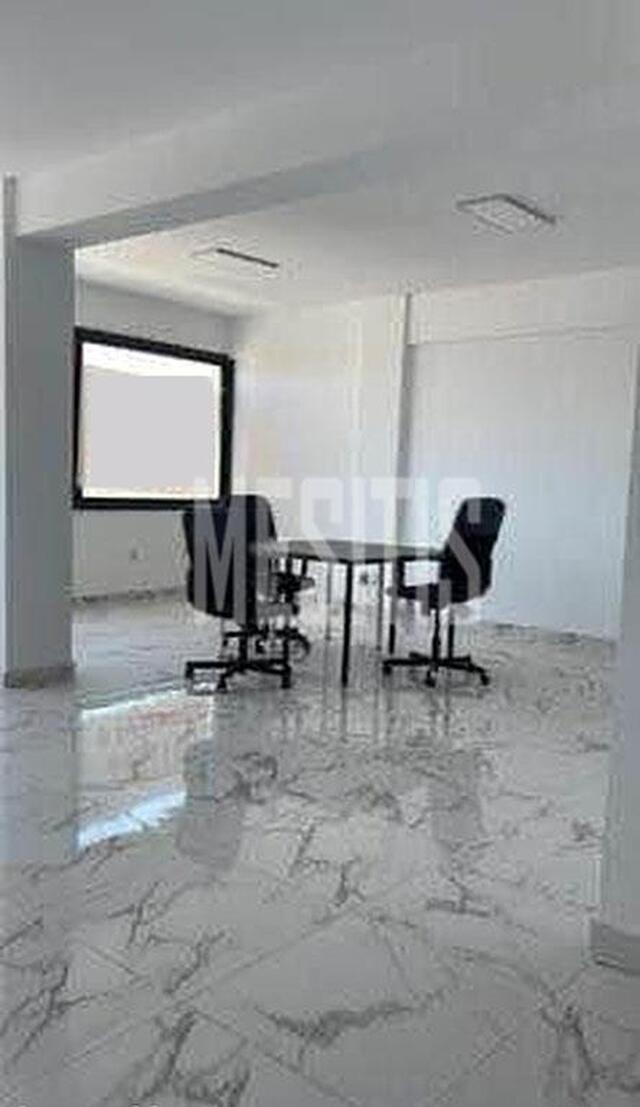 office-c0ef2ba4-6e0d-4c65-83b3-a81127d75bae_Wtr.jpeg