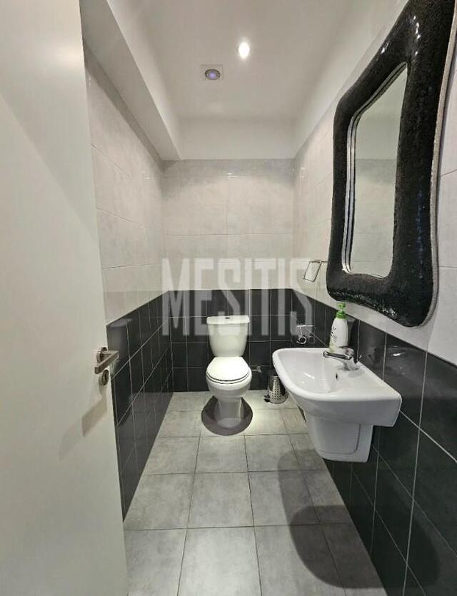 apartment-706fe918-2bd4-4378-bfa5-1dd9d268c3de_Wtr.jpeg