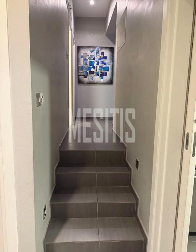 detachedHouse-80ef2ba5-35b9-4b89-b8ea-f2d42a15a360_Wtr.jpg