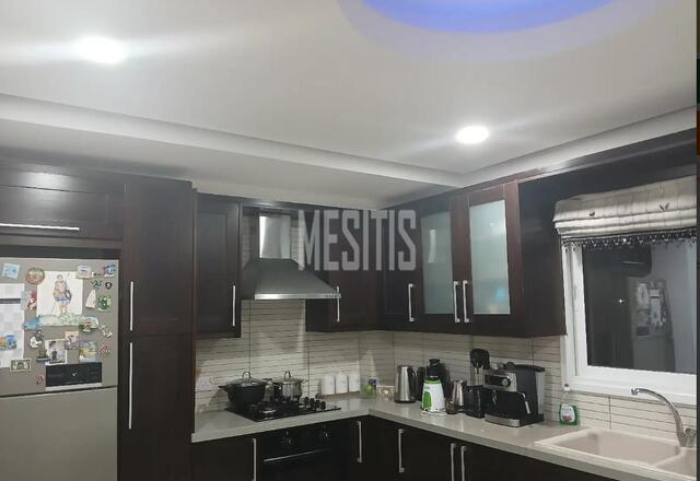 apartment-b89ac628-6066-48fa-b1d9-496812ff4ea5_Wtr.jpg