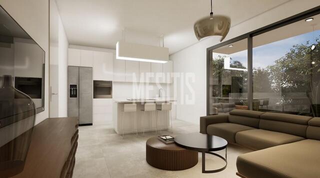 apartment-b57239da-787f-4e4f-9177-d9134e58ef3c_Wtr.jpeg
