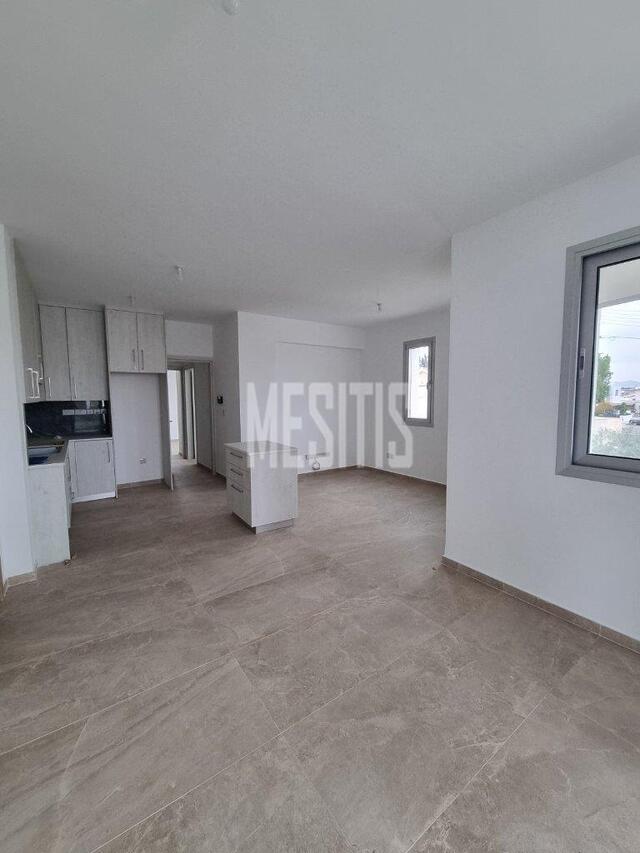 apartment-f6e2a7af-b7ec-4e6d-ae49-524cadd1795f_Wtr.jpg