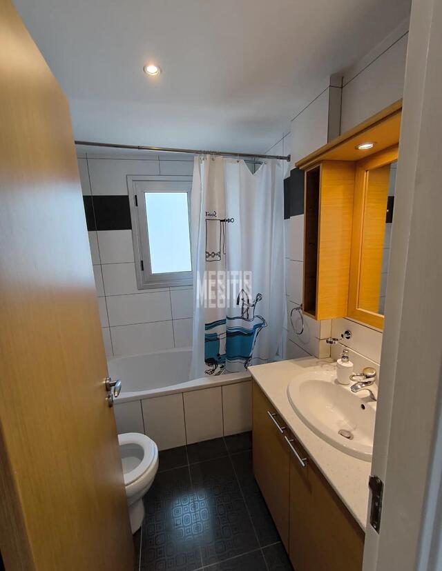 apartment-96175586-7f15-46c1-b50c-533c7c44cae2_Wtr.jpeg