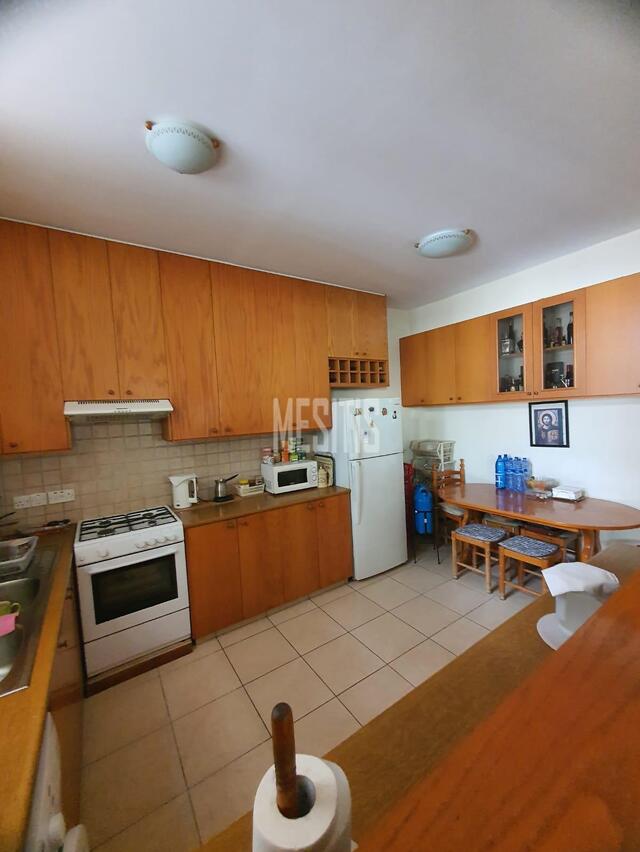 detachedHouse-c3bf0f81-0888-4d2d-829d-d2337b5ebe06_Wtr.jpg