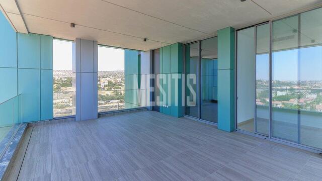 apartment-f0ced5b1-6cec-440d-b240-89a30bab2b69_Wtr.jpeg