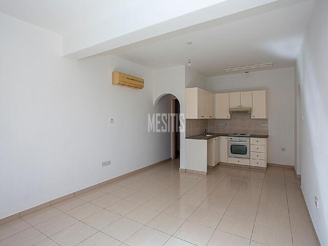 1 bedroom apartment with communal pool for sale in Agios Theodoros, Paphos – photo 3