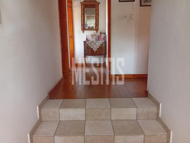 Traditional 4-Bedroom House for Sale in Maroni, Larnaca – photo 8
