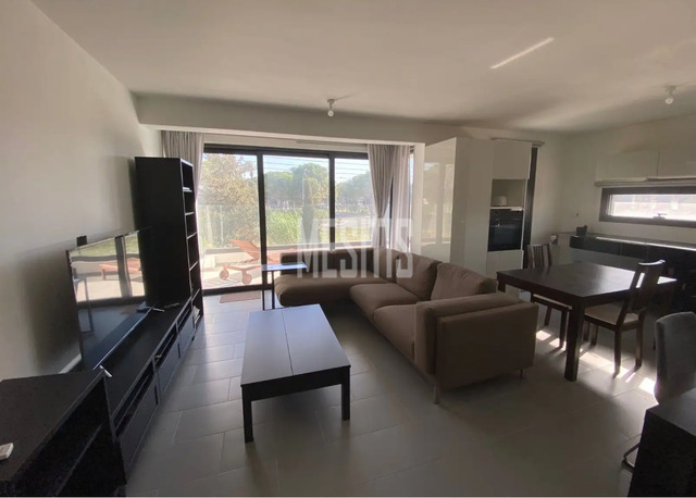 apartment-7b830fc7-80f0-4d28-a105-d60111acf537_Wtr.png
