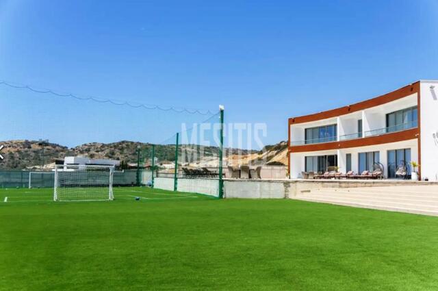 Luxury 7 Bedroom Villa To Rent In Parekklisia, Limassol – photo 3