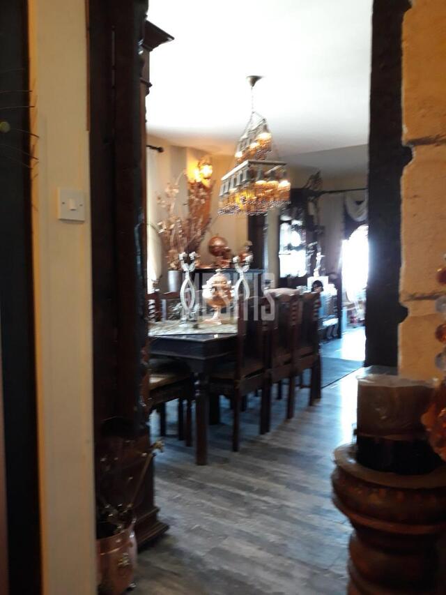 apartment-13588314-20e4-4de7-a1b7-a0f5a65ef1f6_Wtr.jpg
