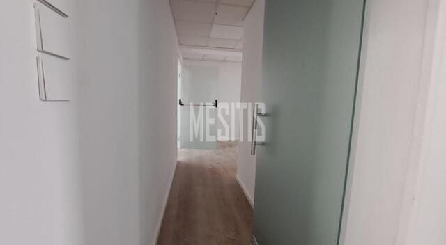 office-30fc3a13-cfd6-4cea-85c0-33fcdca6aff7_Wtr.jpg
