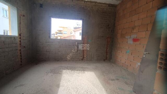 apartment-5ae00788-b93a-4212-83d5-323bd7ec076c_Wtr.jpeg