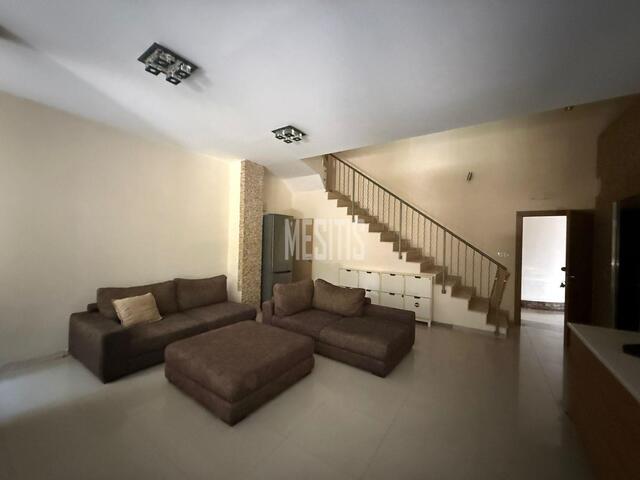 apartment-c74099eb-75eb-4672-a6d9-ca4da42c87d1_Wtr.jpg