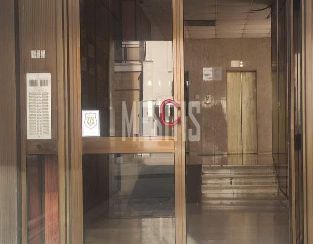 office-058f280c-87e4-4bad-896d-65e8e051ae7e_Wtr.png