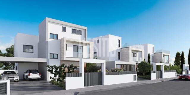 detachedHouse-e846e2f2-c444-4825-92f4-55298322924b_Wtr.jpg